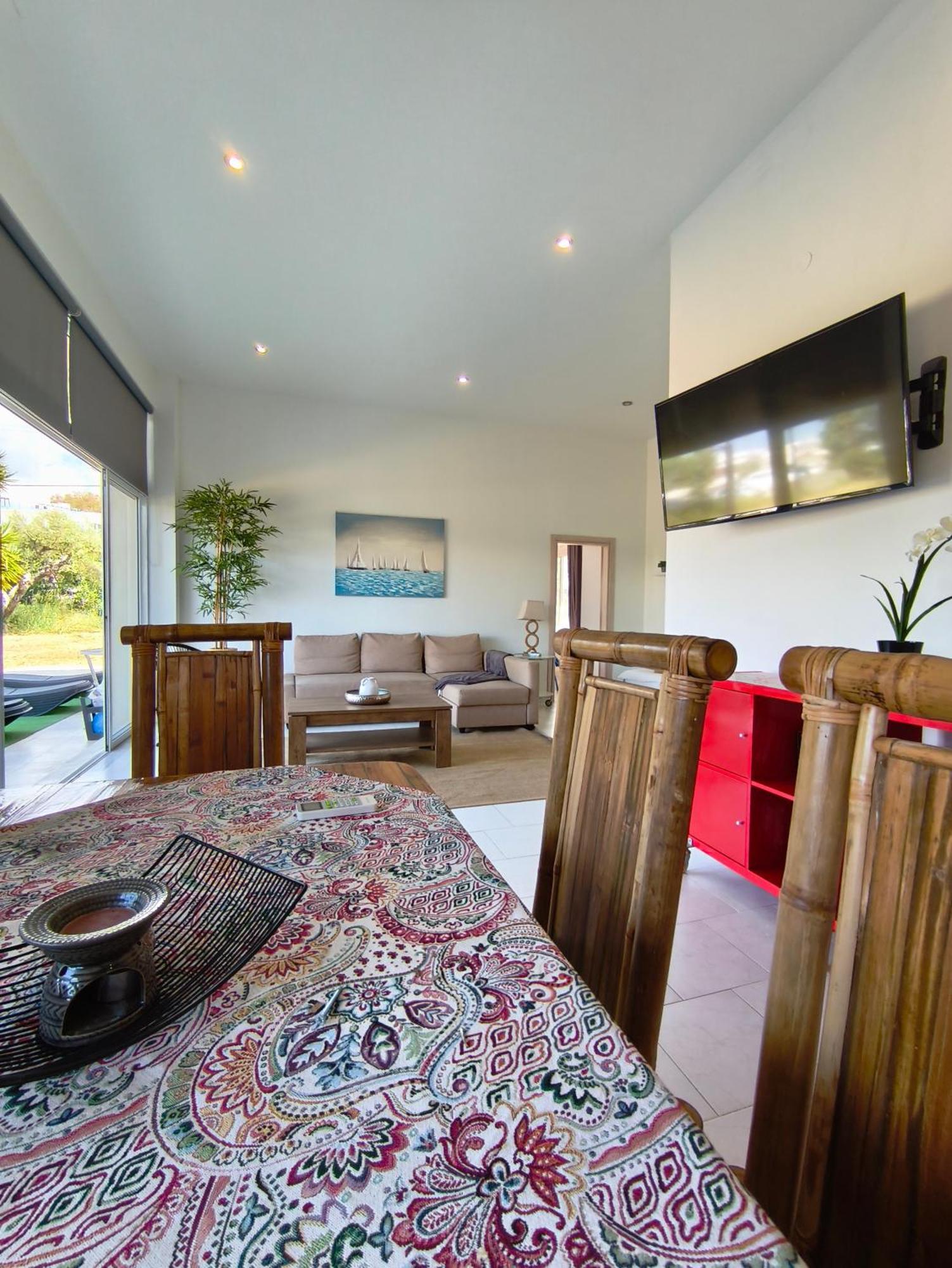 Spacious Beach House Theologos Exterior photo